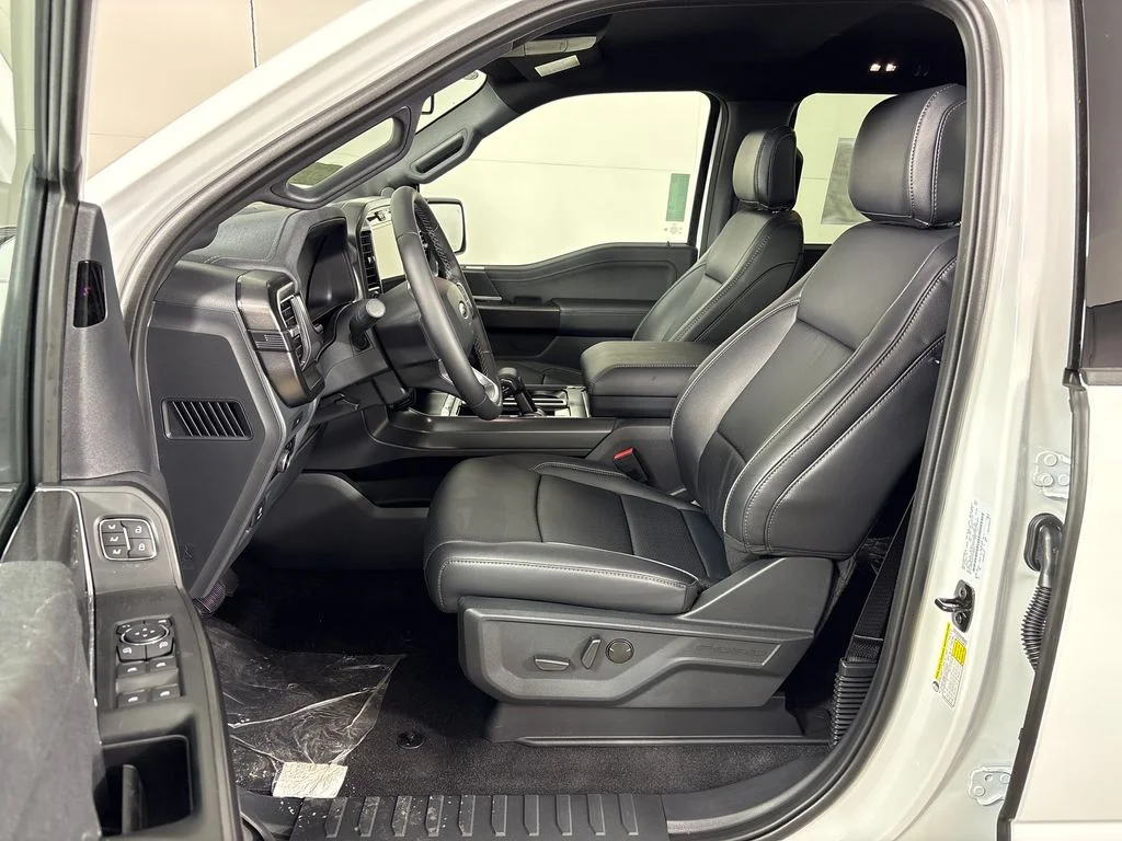New 2026 White Ford Lariat image 31