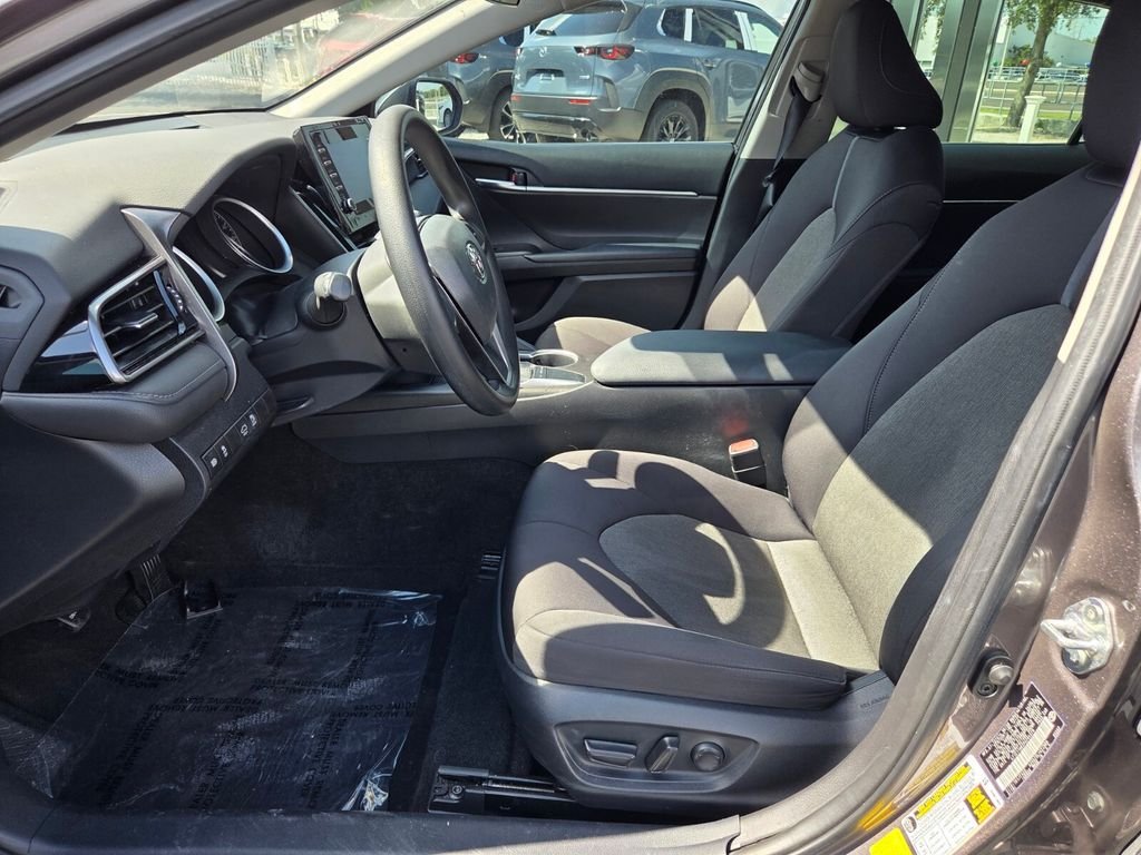 Used 2023 Gray Toyota LE image 3