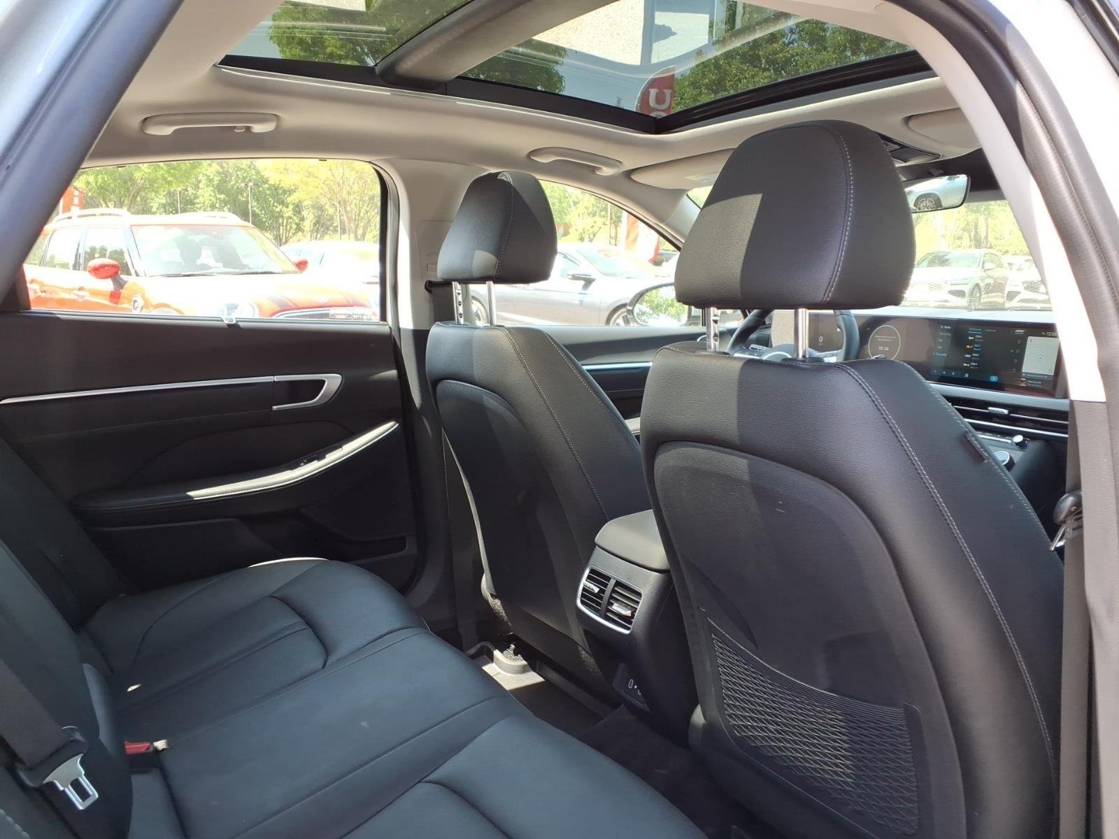Used 2024 Aero Silver Hyundai Limited image 24