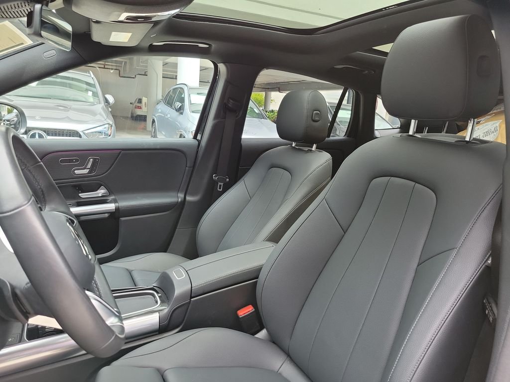 Certified Used 2026 Black Mercedes-Benz GLA 250 image 21