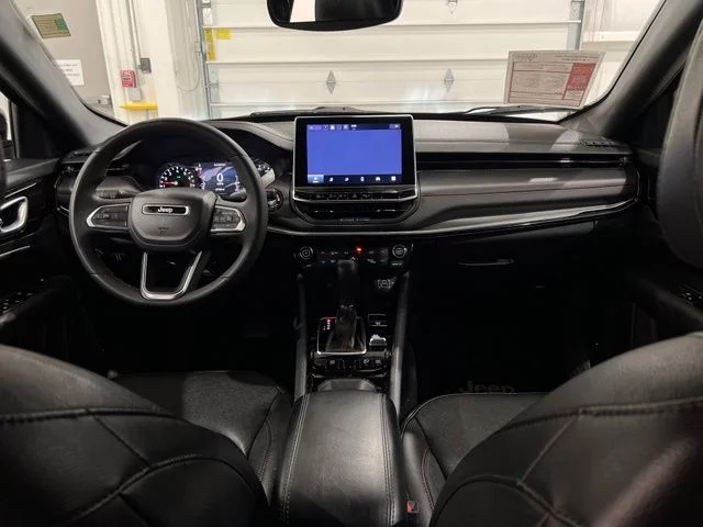 Used 2023 Gray Jeep Trailhawk image 11