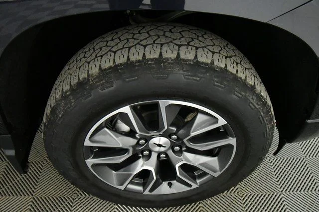 Used 2022 Gray Chevrolet RST image 17