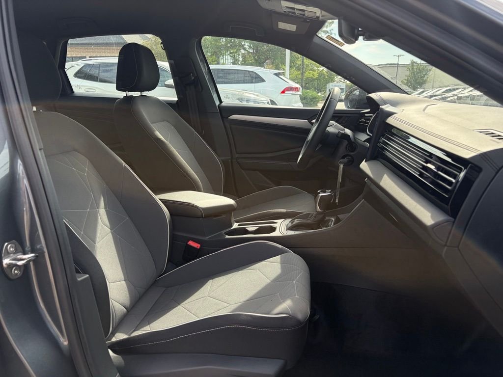 New 2026 Platinum Gray Metallic Volkswagen 1.5T Sport image 16