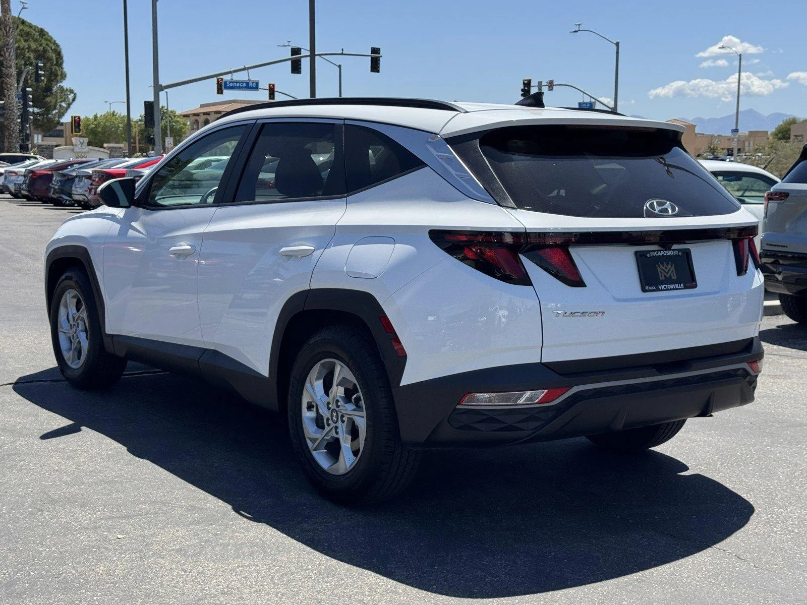 Used 2024 White Pearl Hyundai SEL image 4