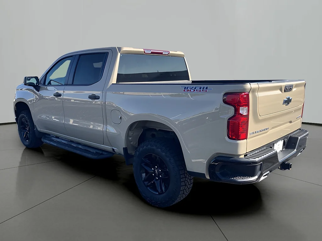 Used 2022 Sand Dune Metallic Chevrolet Custom Trail Boss image 4