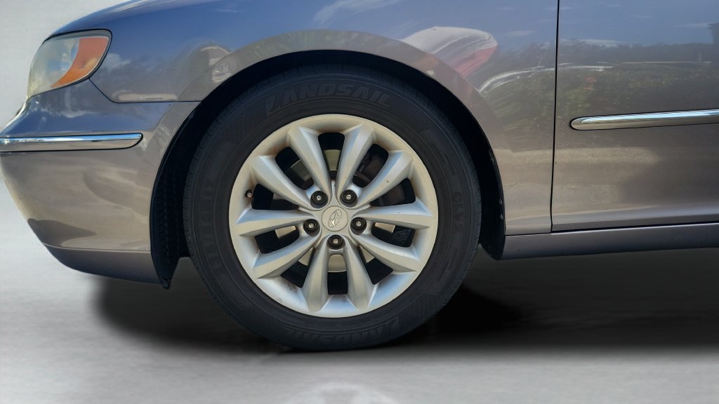 Used 2007 Gray Hyundai Limited image 3