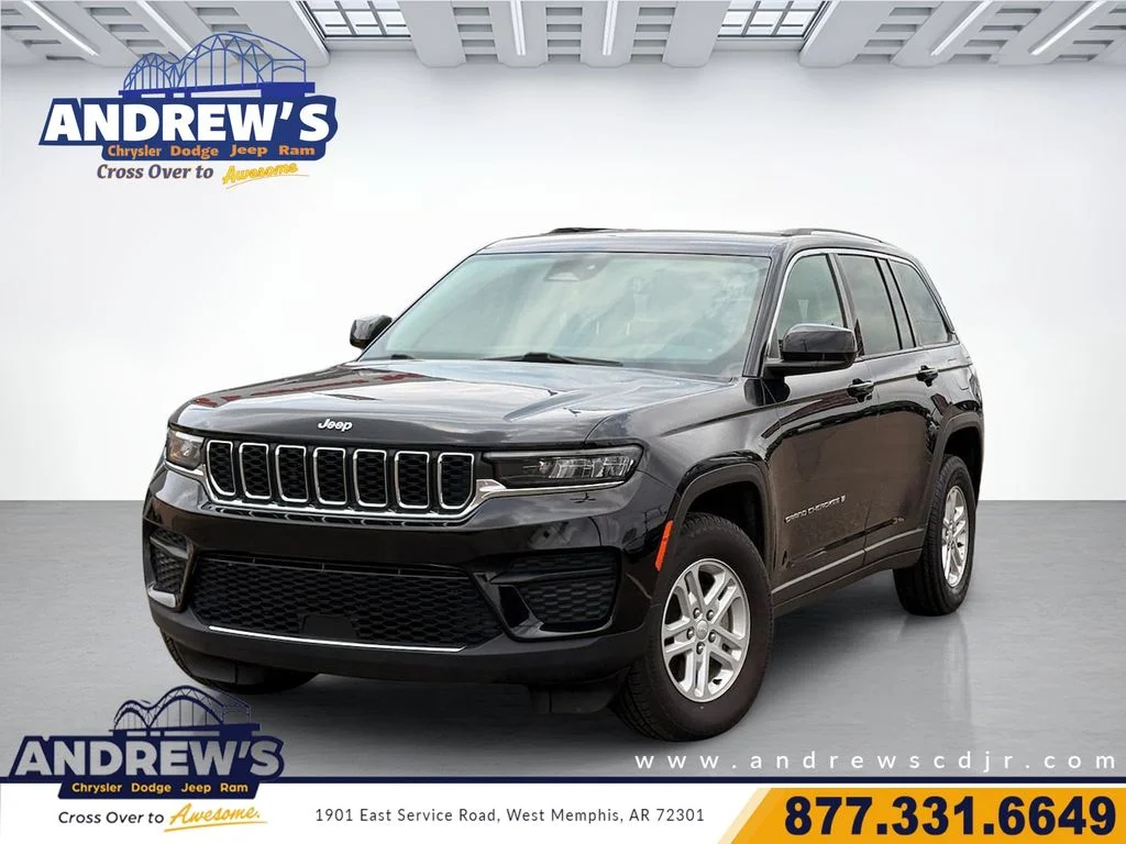 2024 Jeep Grand Cherokee Laredo's photo