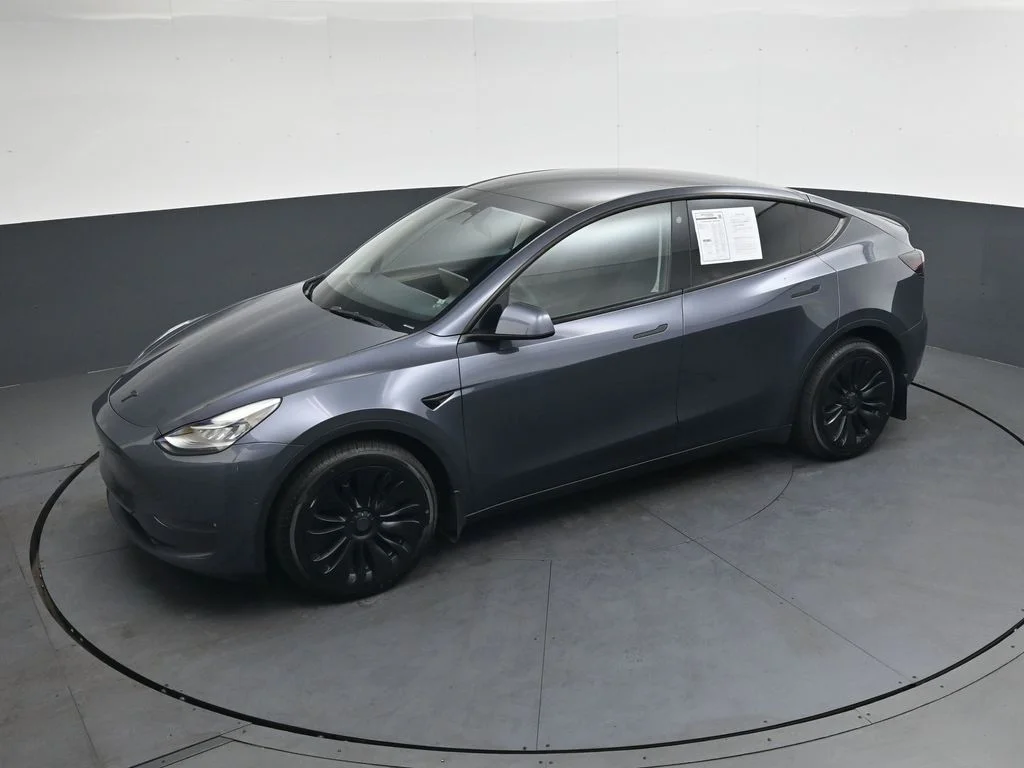 Used 2022  Tesla Long Range image 35