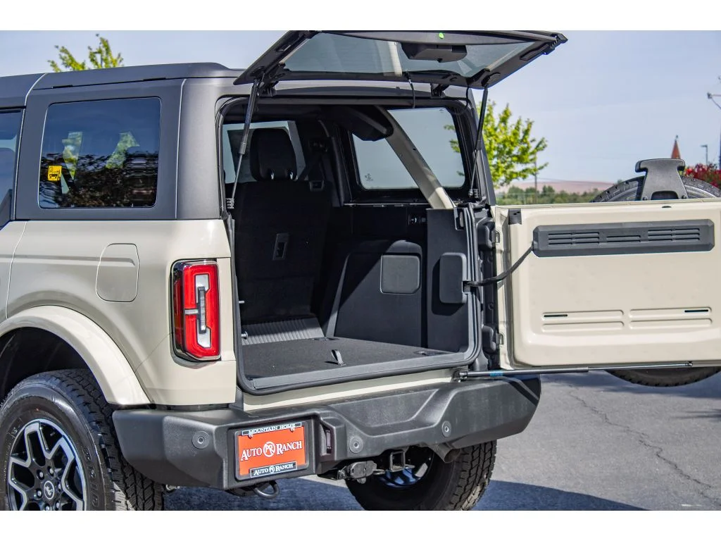 New 2026 Desert Sand Ford Outer Banks® image 14