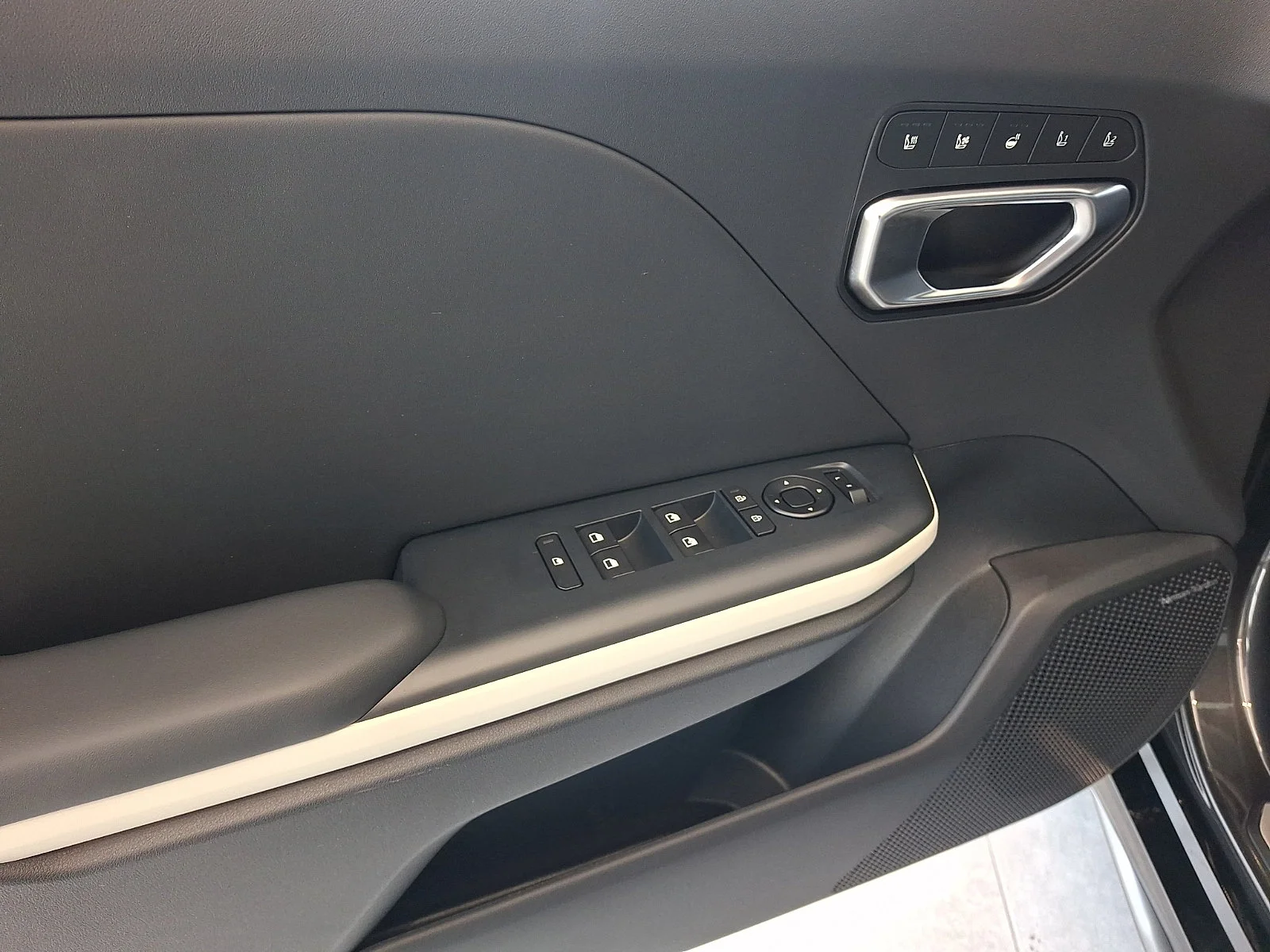 New 2026 Gray Kia GT-Line Turbo image 11