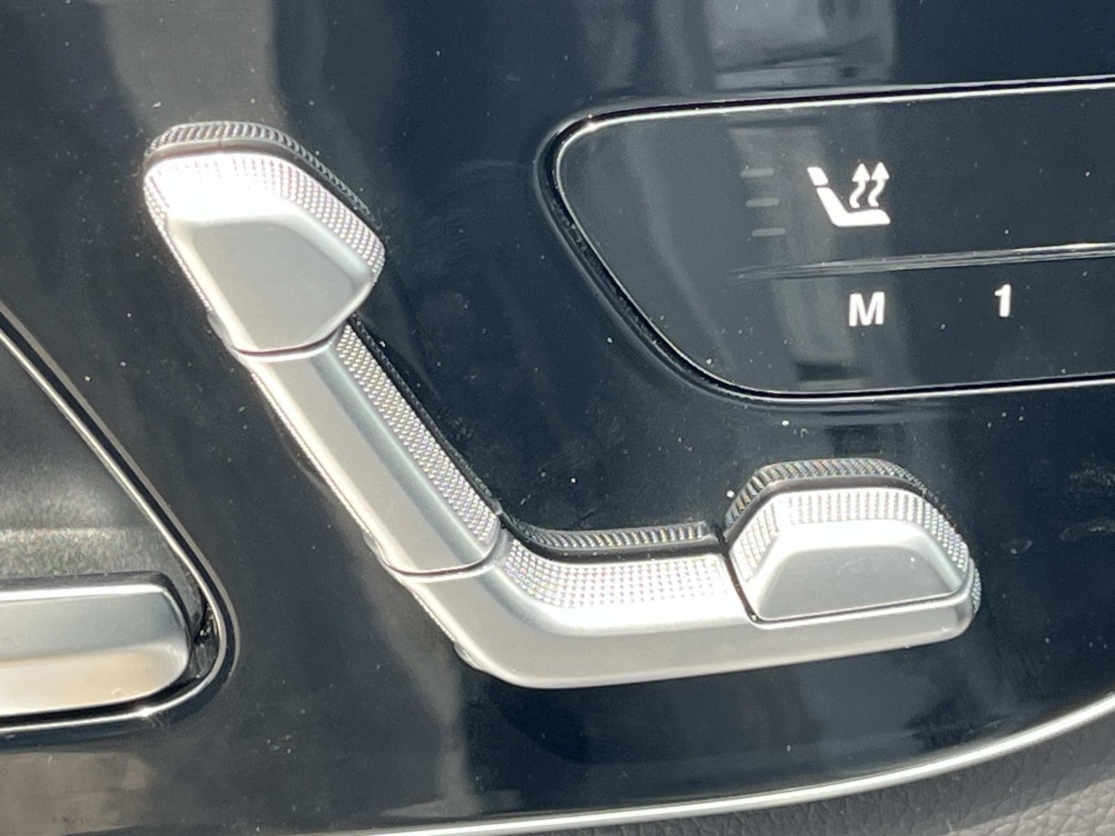Used 2026 SILVER Mercedes-Benz GLC 300 image 21