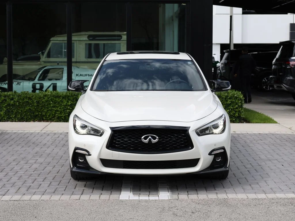 Certified Used 2023 White INFINITI SENSORY image 3