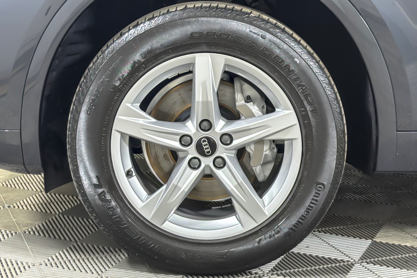 Used 2023 Manhattan Gray Metallic Audi Premium 40 TFSI quattro image 25