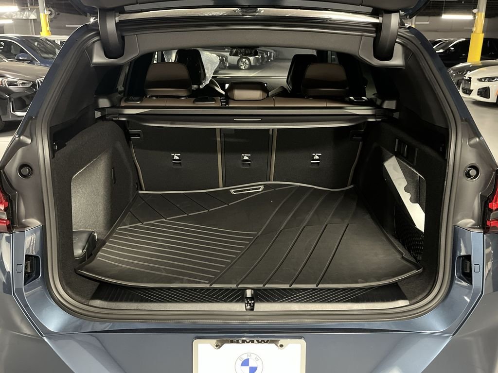 New 2026 Blue Metallic BMW 30 xDrive image 24