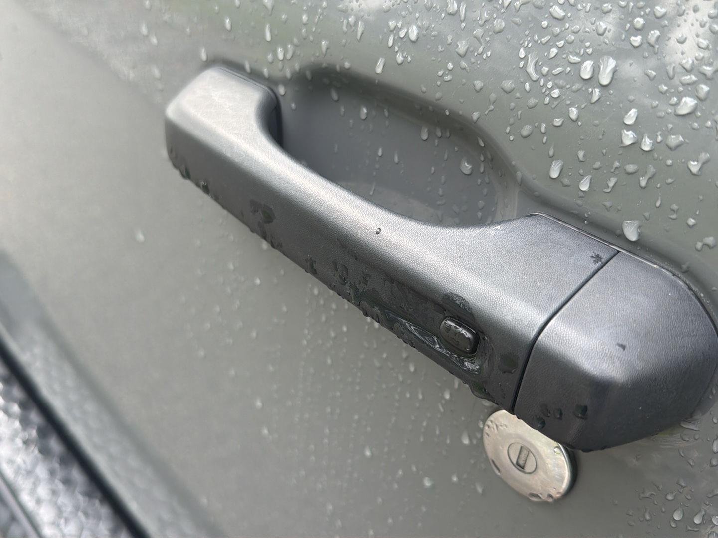 Used 2023 Sting-Gray Clearcoat Jeep Sahara image 10