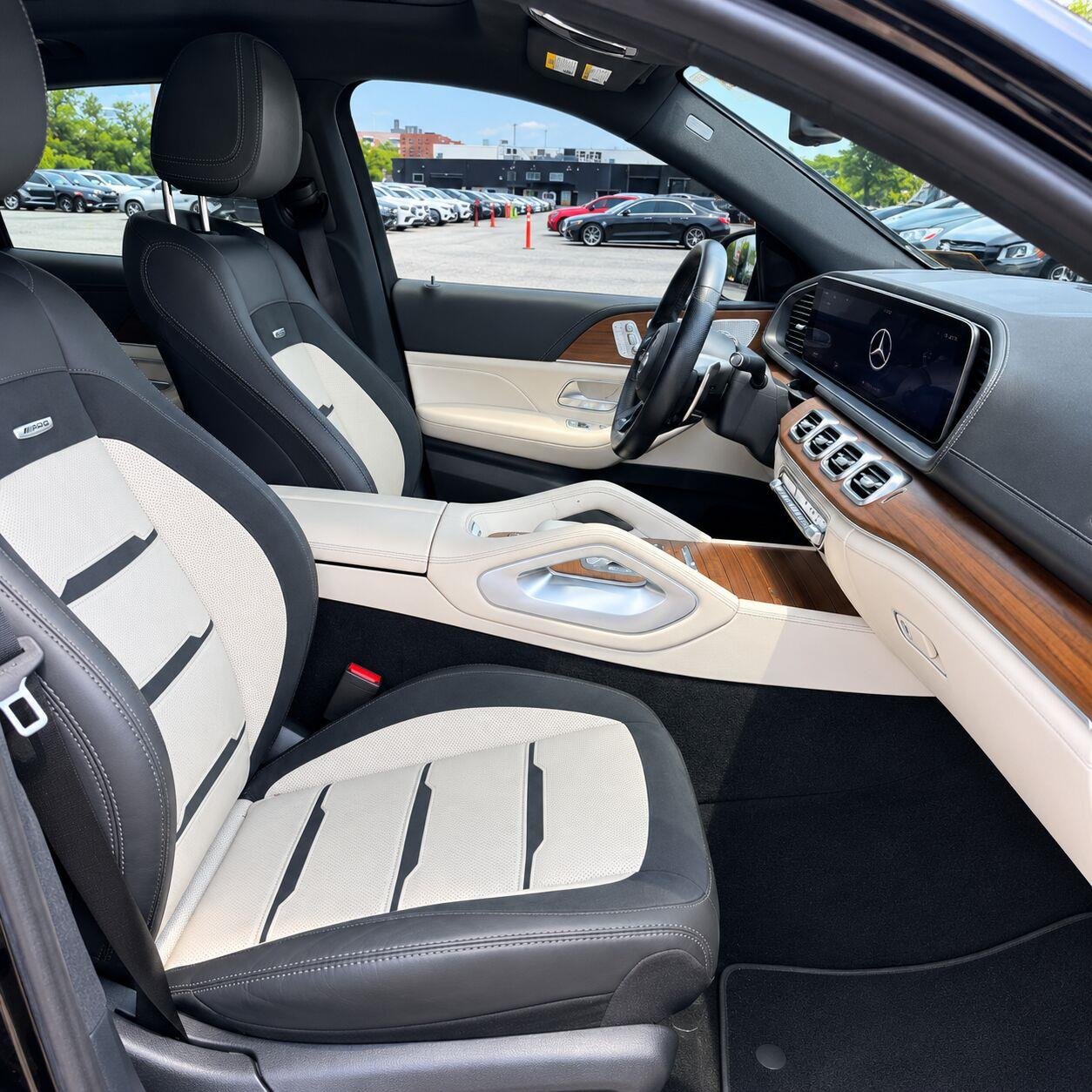 Used 2024 Obsidian Black Metallic Mercedes-Benz AMG® GLE 53 image 4