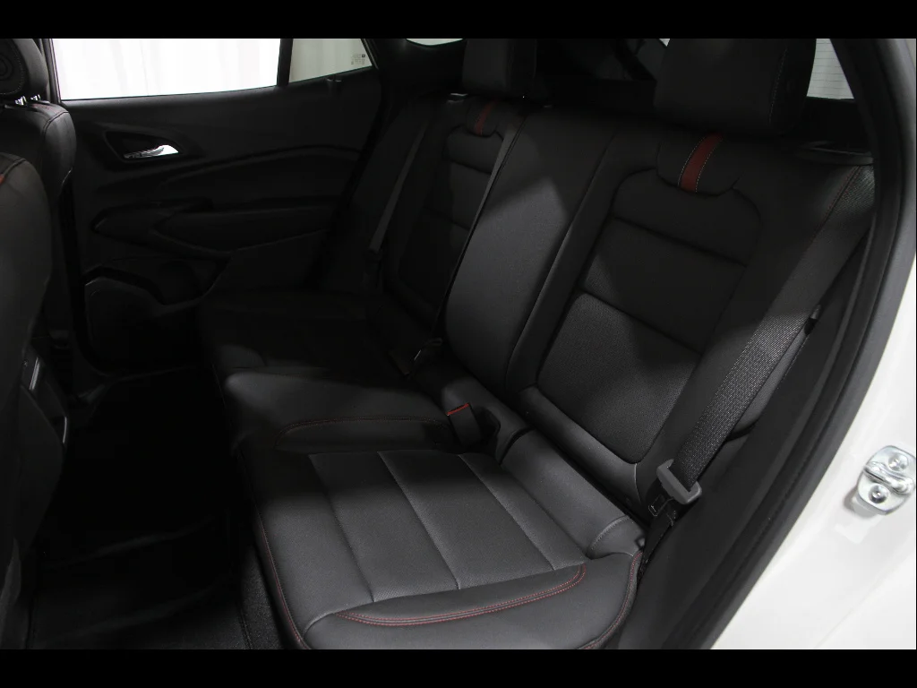 2026 Chevrolet Trax RS - Photo 17