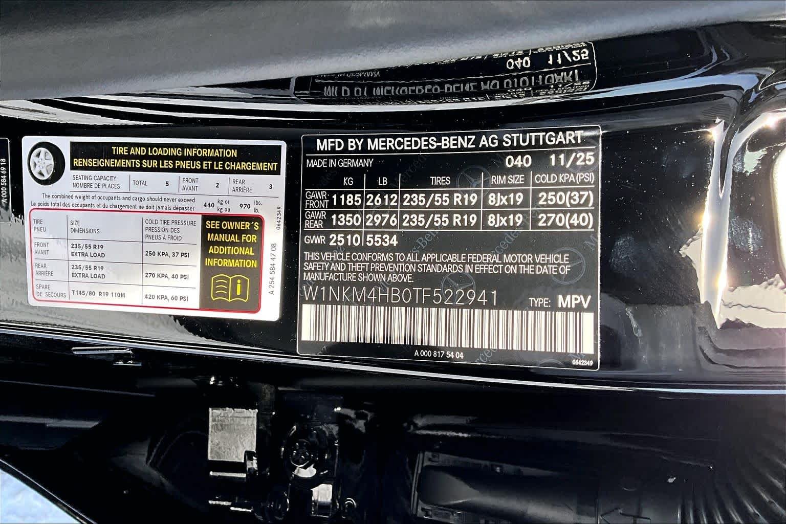 New 2026 040/Black Mercedes-Benz GLC 300 image 13