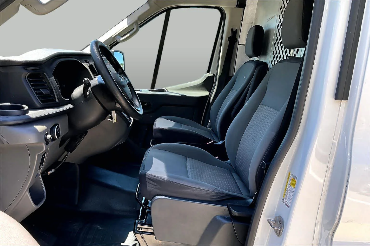 Used 2021 Oxford White Ford  image 9