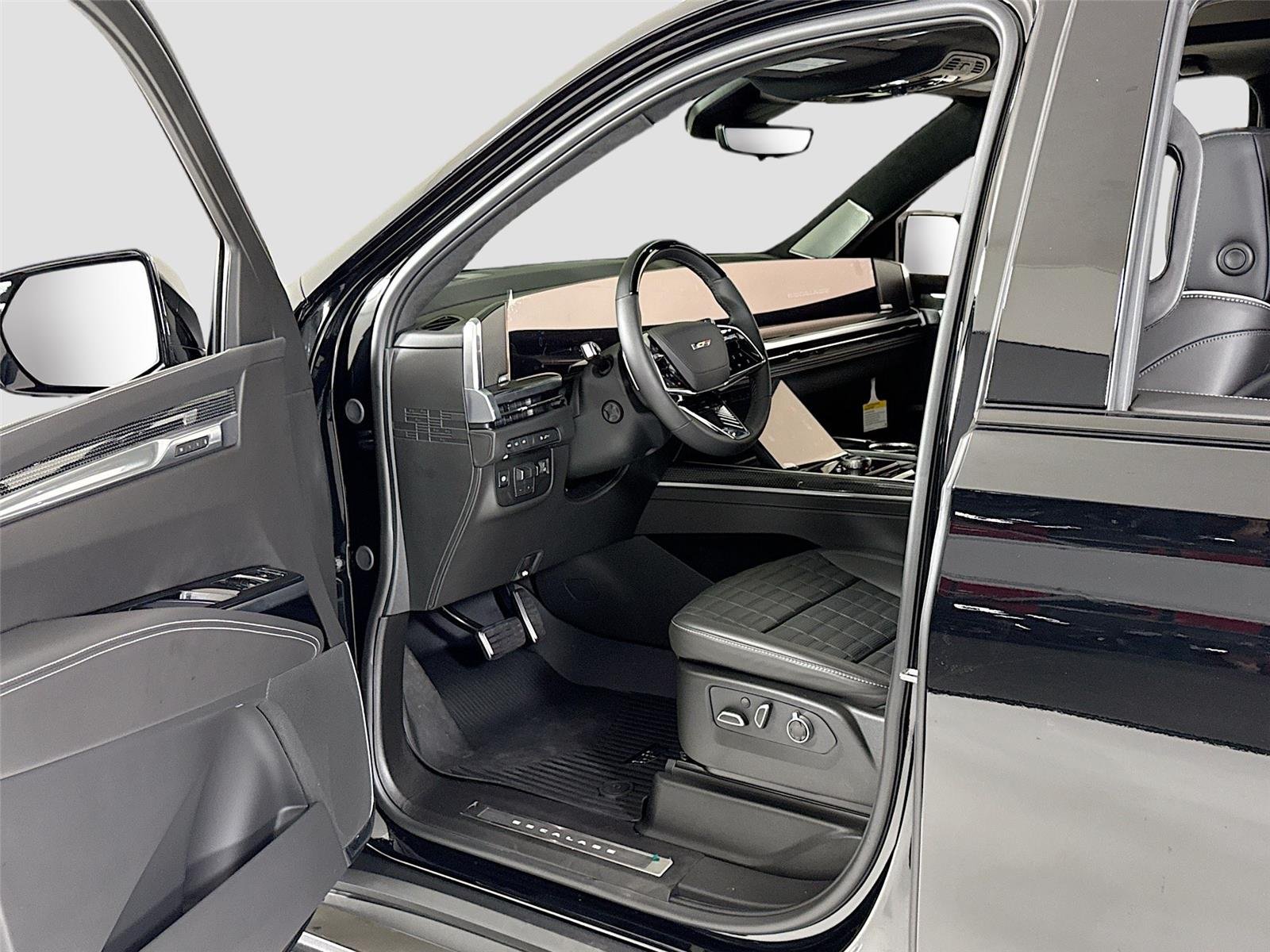 Used 2026 Black Raven Cadillac AWD V-Series | ONYX Pkg | Heated/Vented Seats image 12