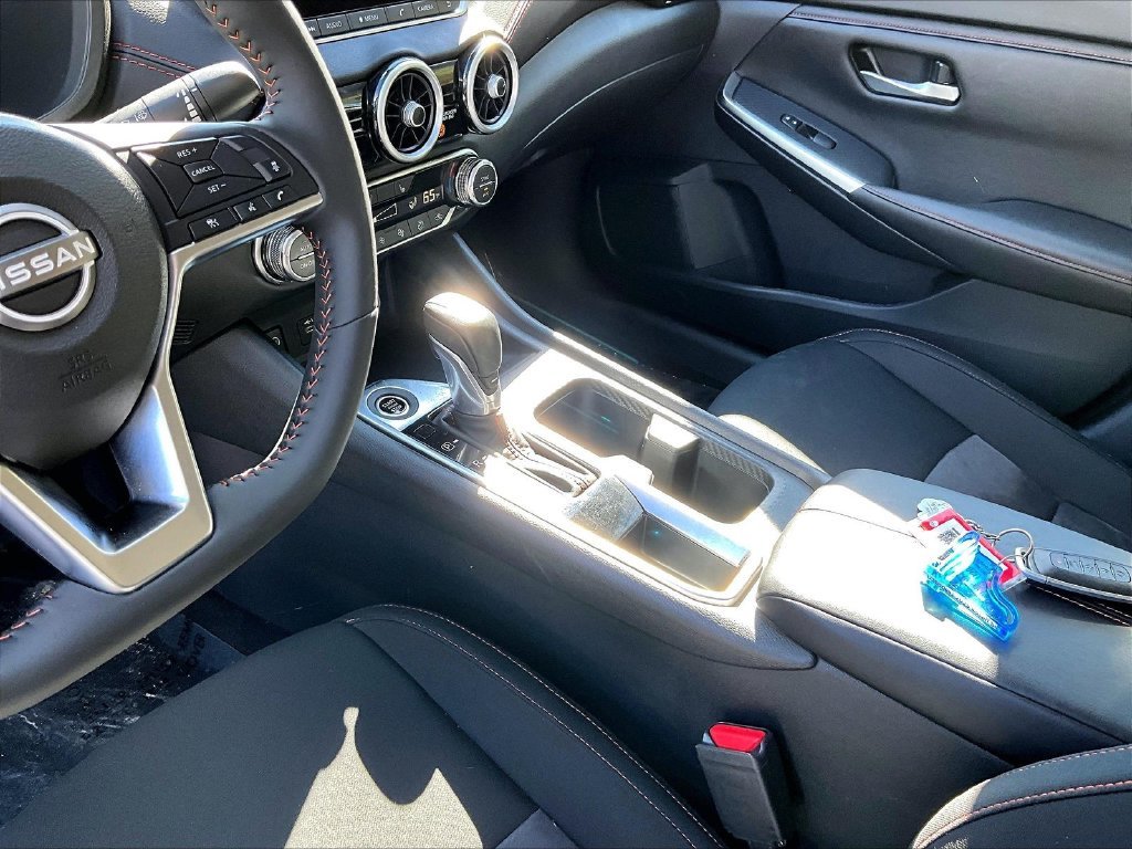 Used 2025 Electric Blue Metallic/Super Black Nissan SR image 20
