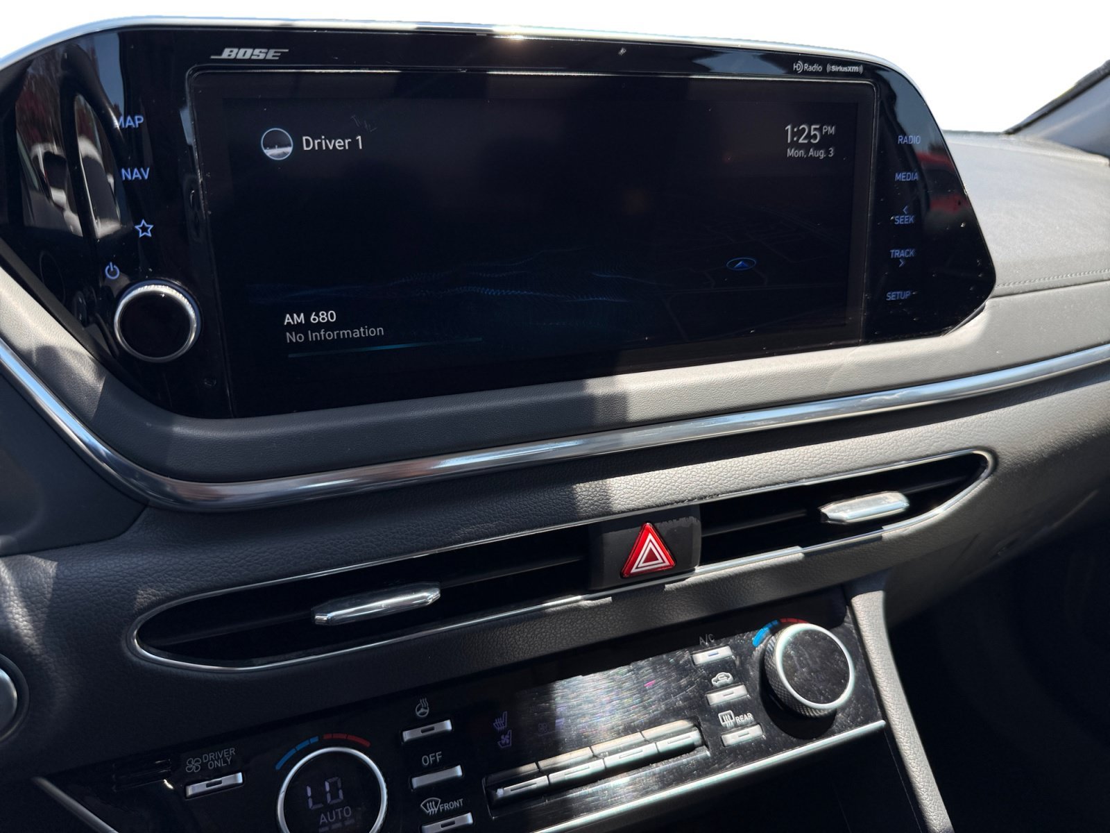Used 2022 White Hyundai Limited image 12
