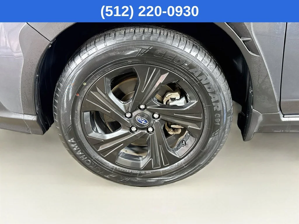 Used 2024 Gray Subaru Base image 38