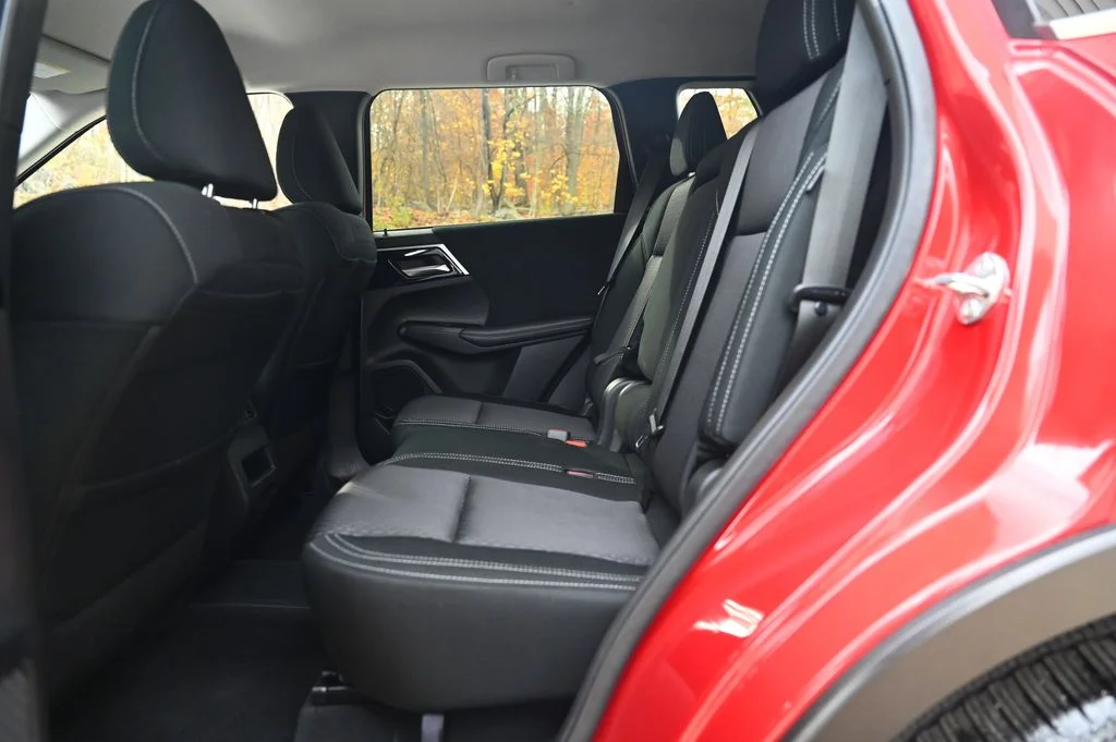 Used 2024 Red Mitsubishi ES image 39