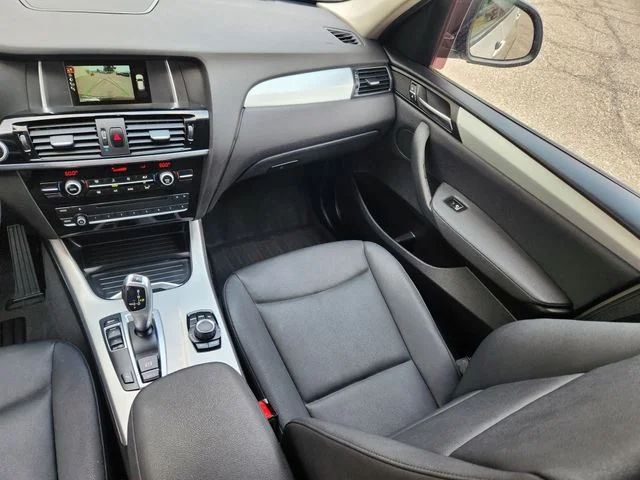 Used 2017 Silver BMW sDrive28i image 14