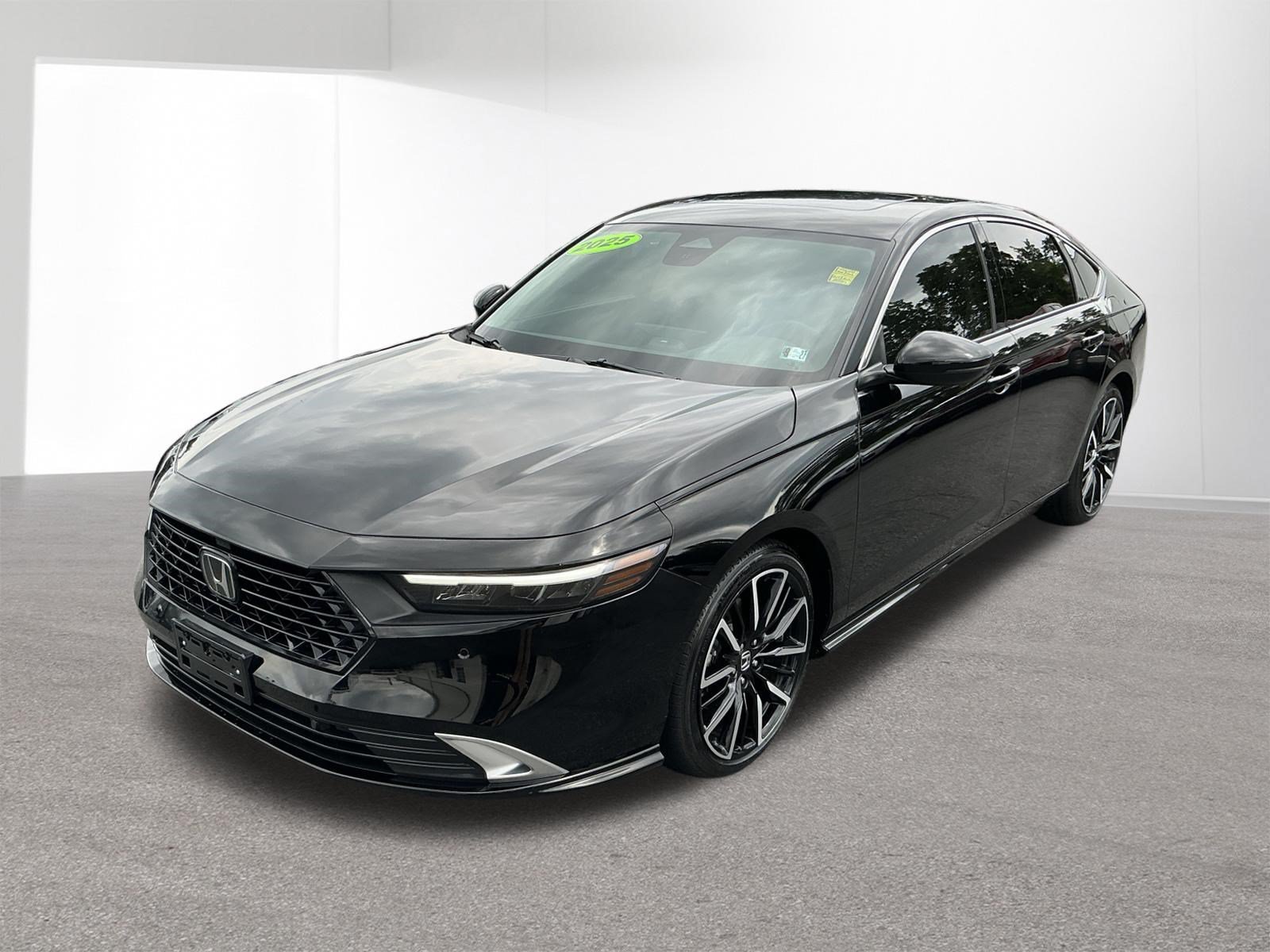 Used 2025 Black Honda Touring image 7
