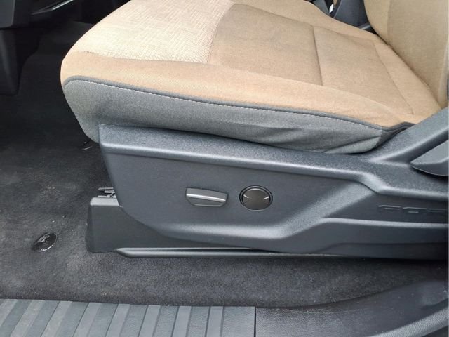 Used 2023 Black Ford XLT image 20