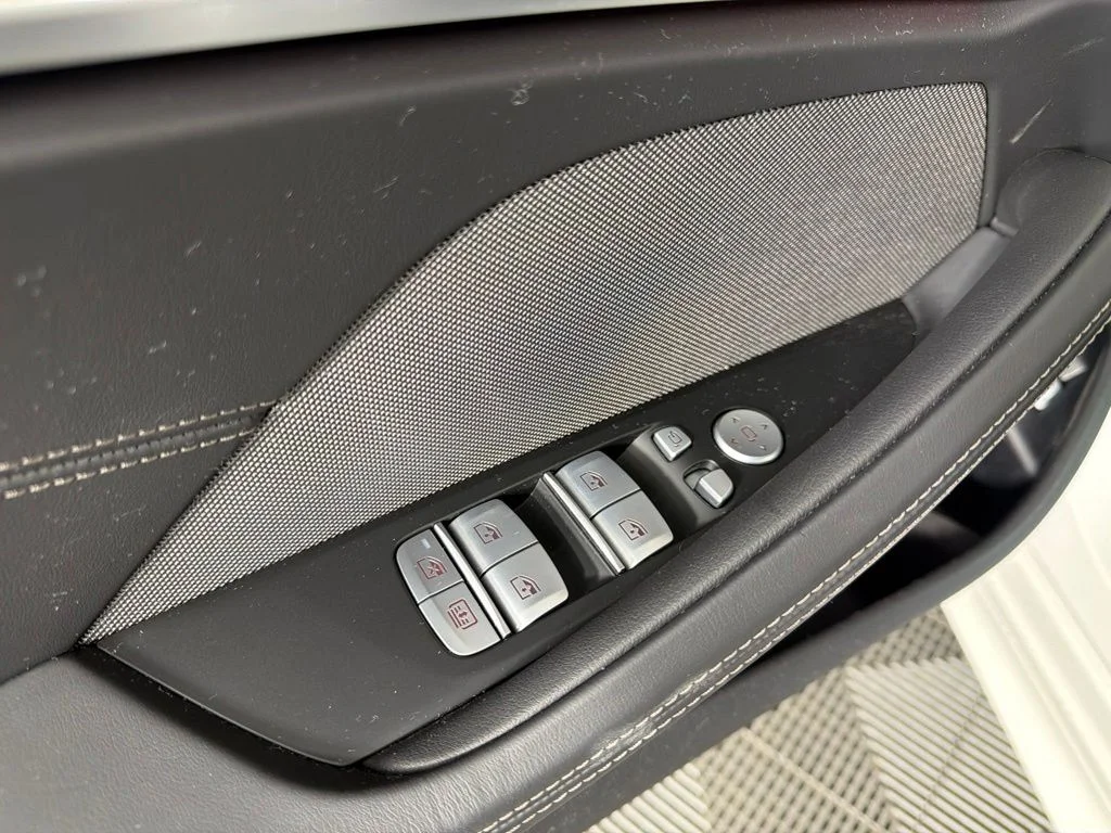 2026 BMW 8 Series 840i - Photo 24