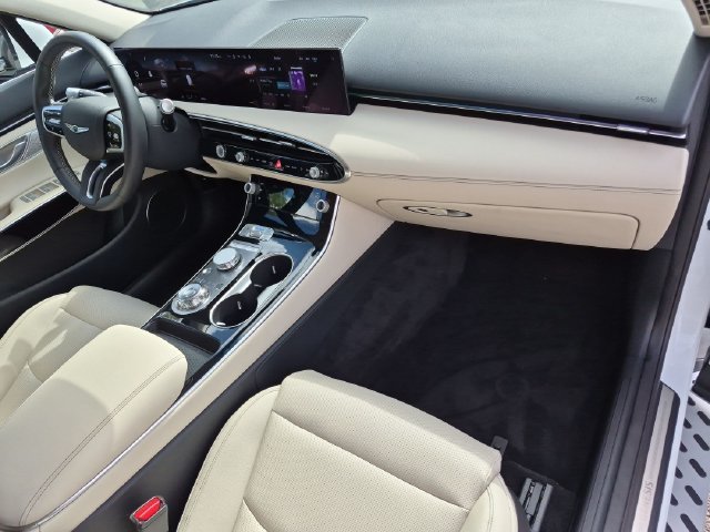 2026 GENESIS GV70 Standard - Photo 30
