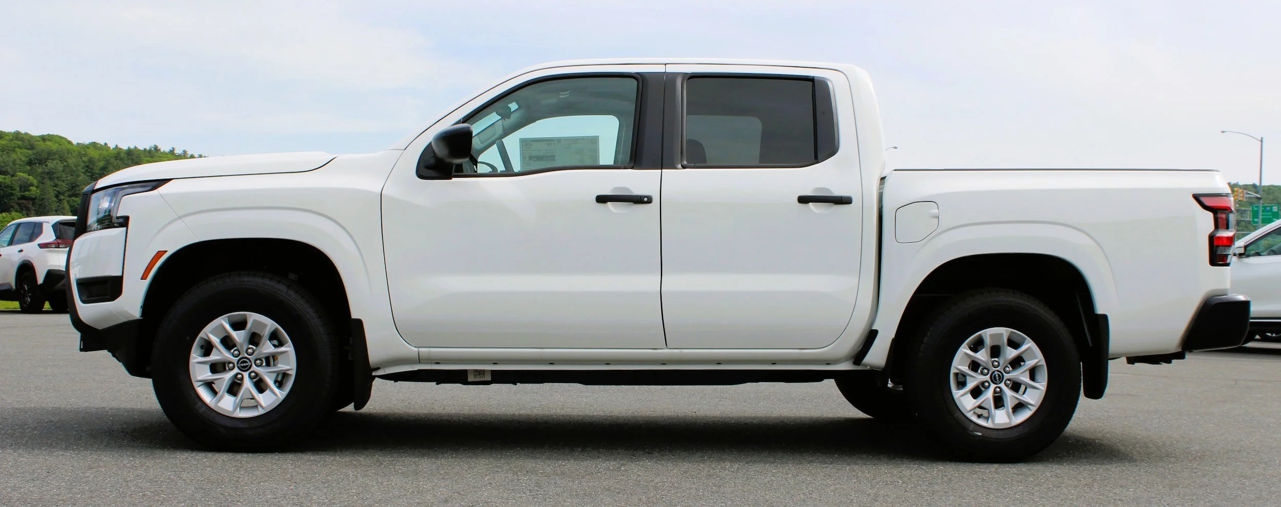 New 2026 Glacier White Nissan Crew Cab S image 13