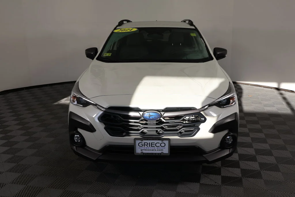 Used 2024 Crystal White Pearl Subaru Premium image 3
