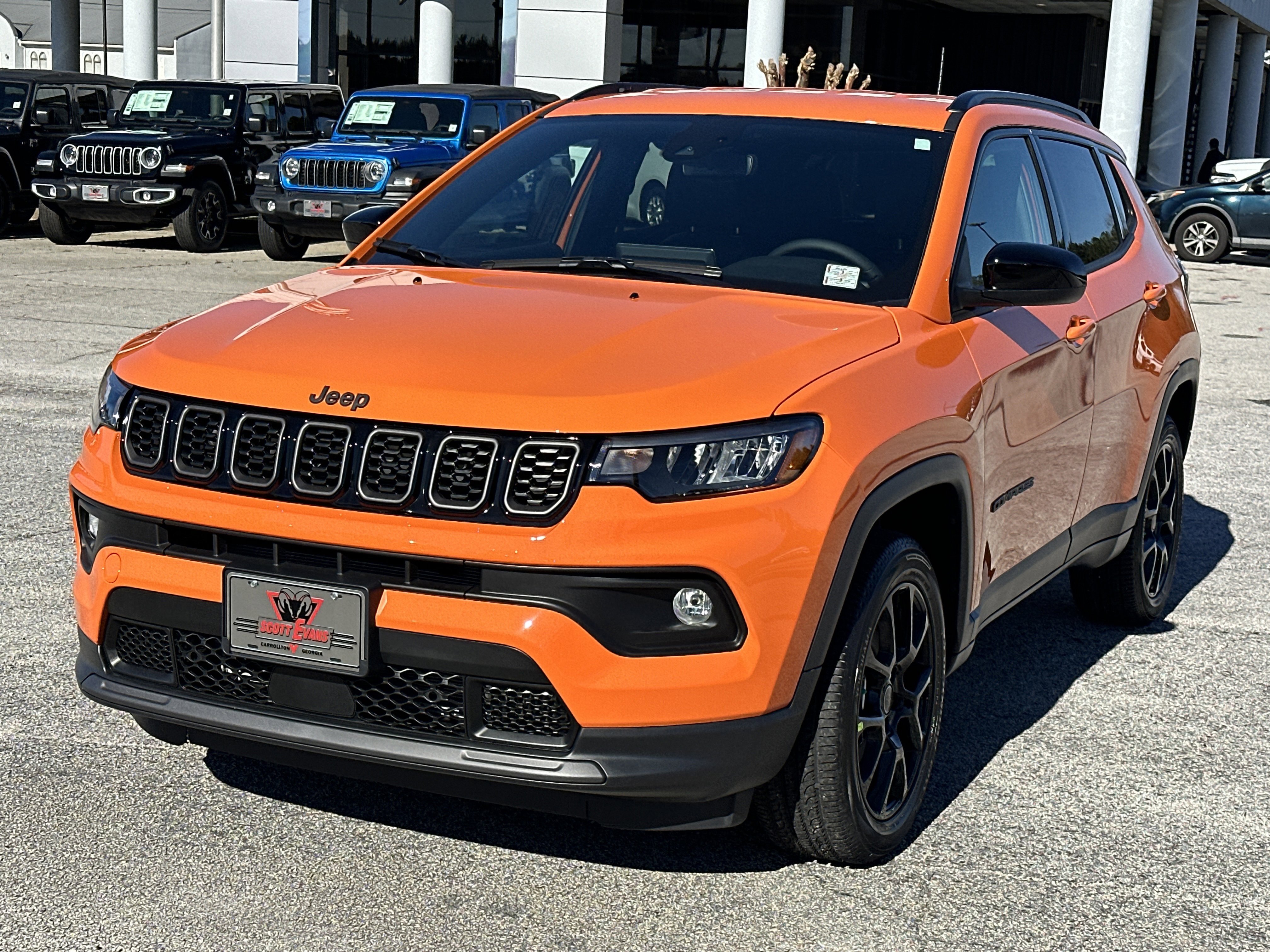 New 2026 Joose (DISC) Jeep Latitude Altitude image 4