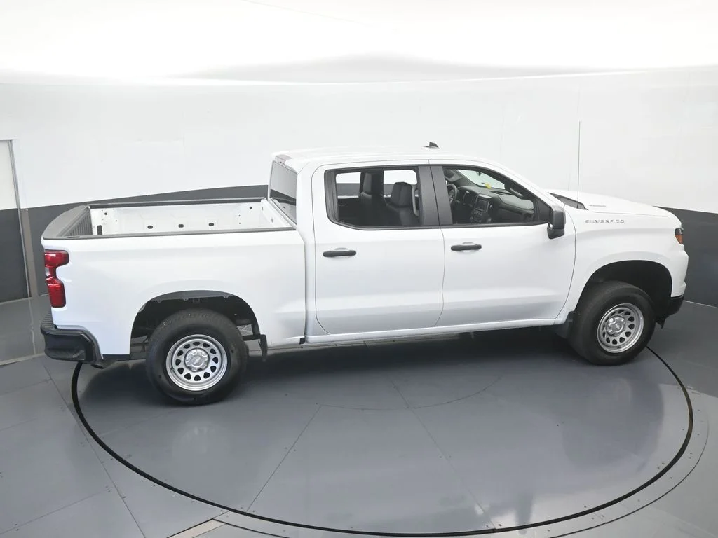 Used 2026 Summit White Chevrolet WT image 45