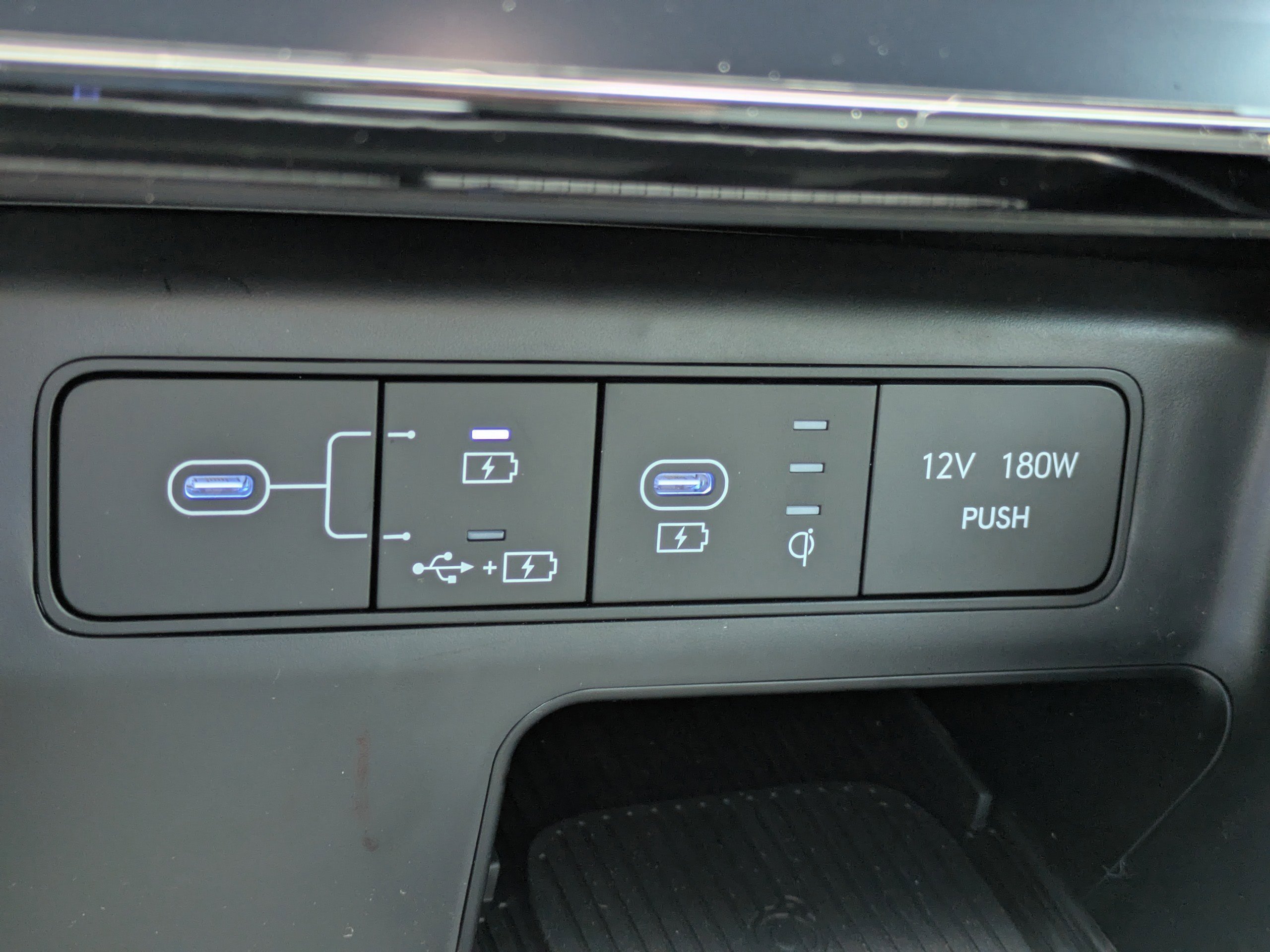 New 2026 Atlas White Hyundai Limited image 22