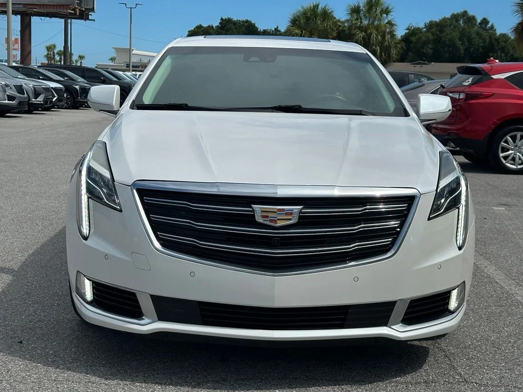 Used 2019 White Cadillac Luxury image 9