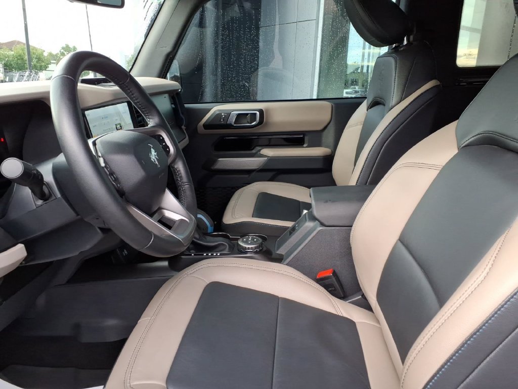 Used 2023 Shadow Black Ford Wildtrak image 14