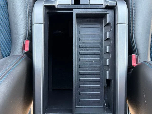 Used 2014 Oxford White Ford SVT Raptor image 28