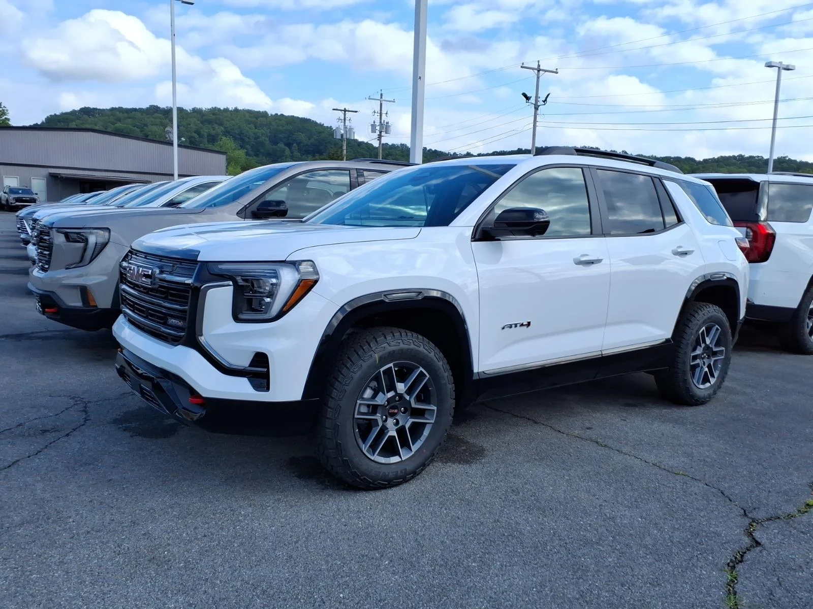 2026 GMC Terrain AT4 AWD's photo