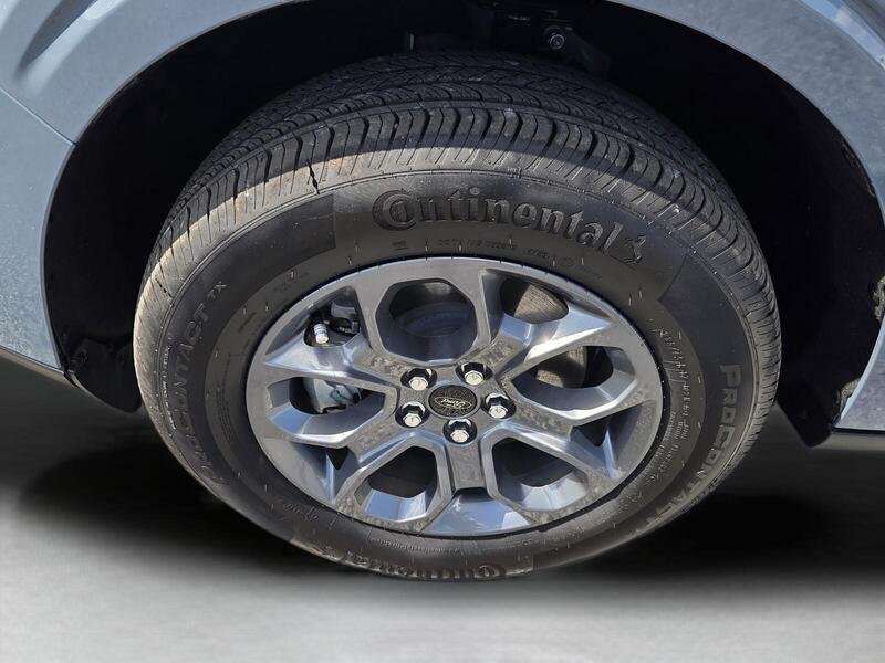 Used 2025 Azure Gray Metallic FORD XLT AWD SUPERCREW image 9