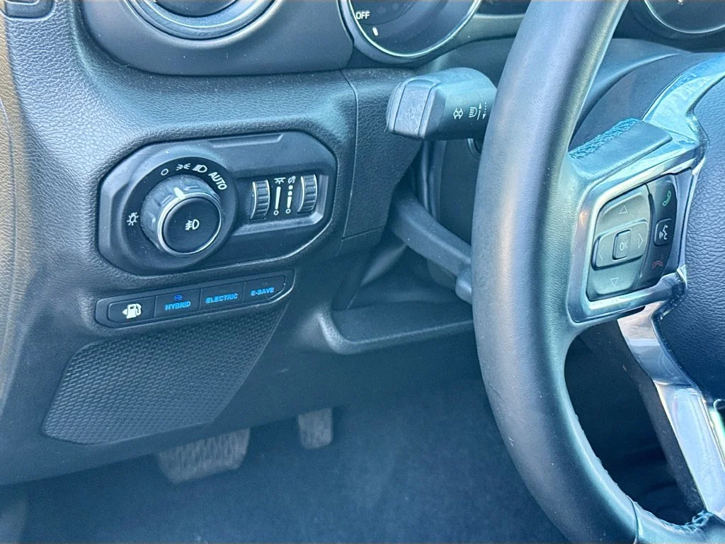 Used 2022 Gray Jeep Unlimited Rubicon 4xe image 11