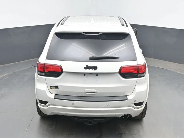 Used 2019 Bright White Clearcoat Jeep Altitude image 26