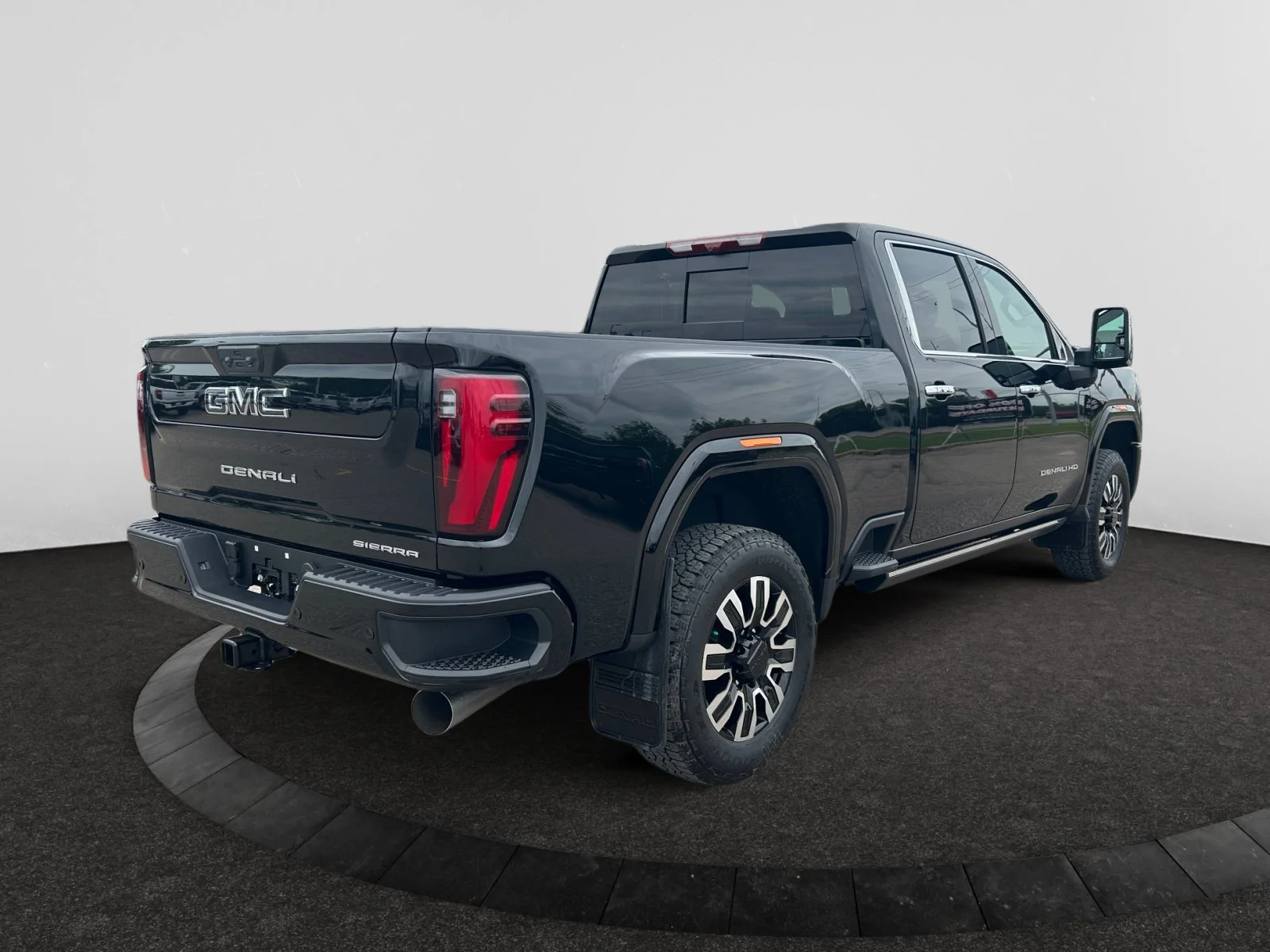 New 2026 Onyx Black GMC Denali Ultimate image 5