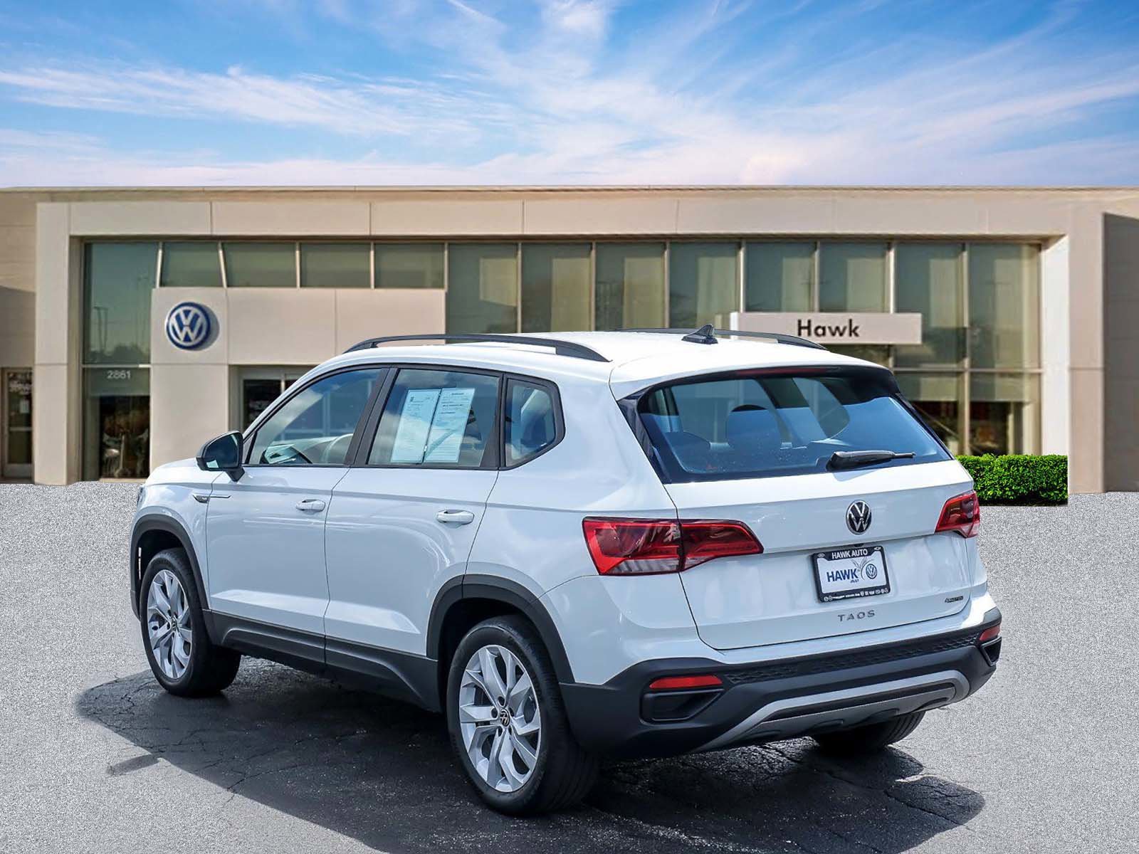 Used 2023 Pure White Volkswagen S image 5