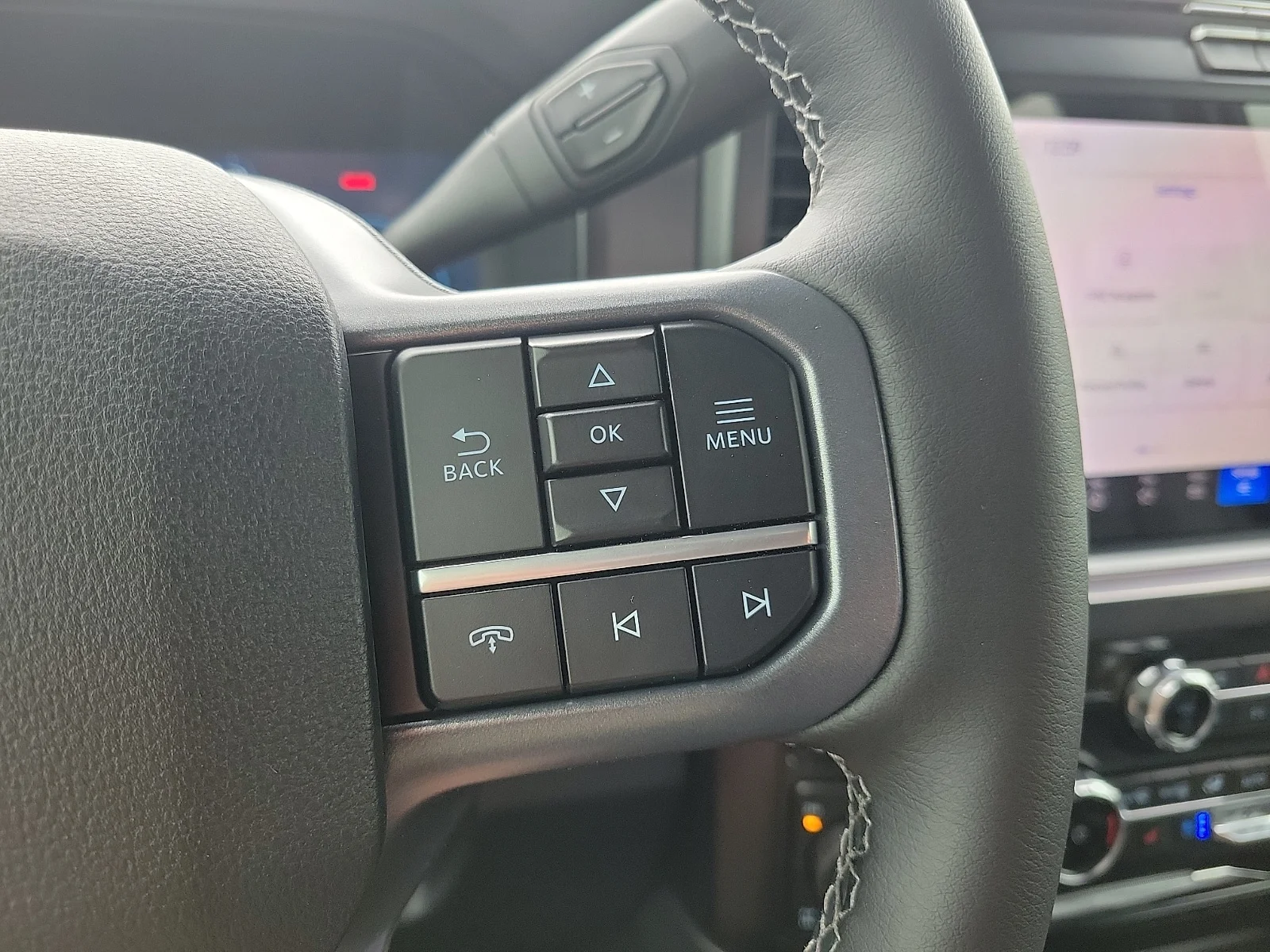 New 2026 Star White Metallic Tri-Coat Ford F-250&reg; Lariat&reg; image 19