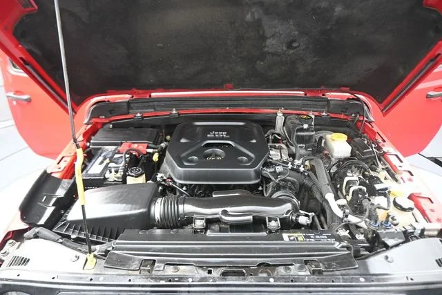 Used 2018 Red Jeep Unlimited Sport image 12