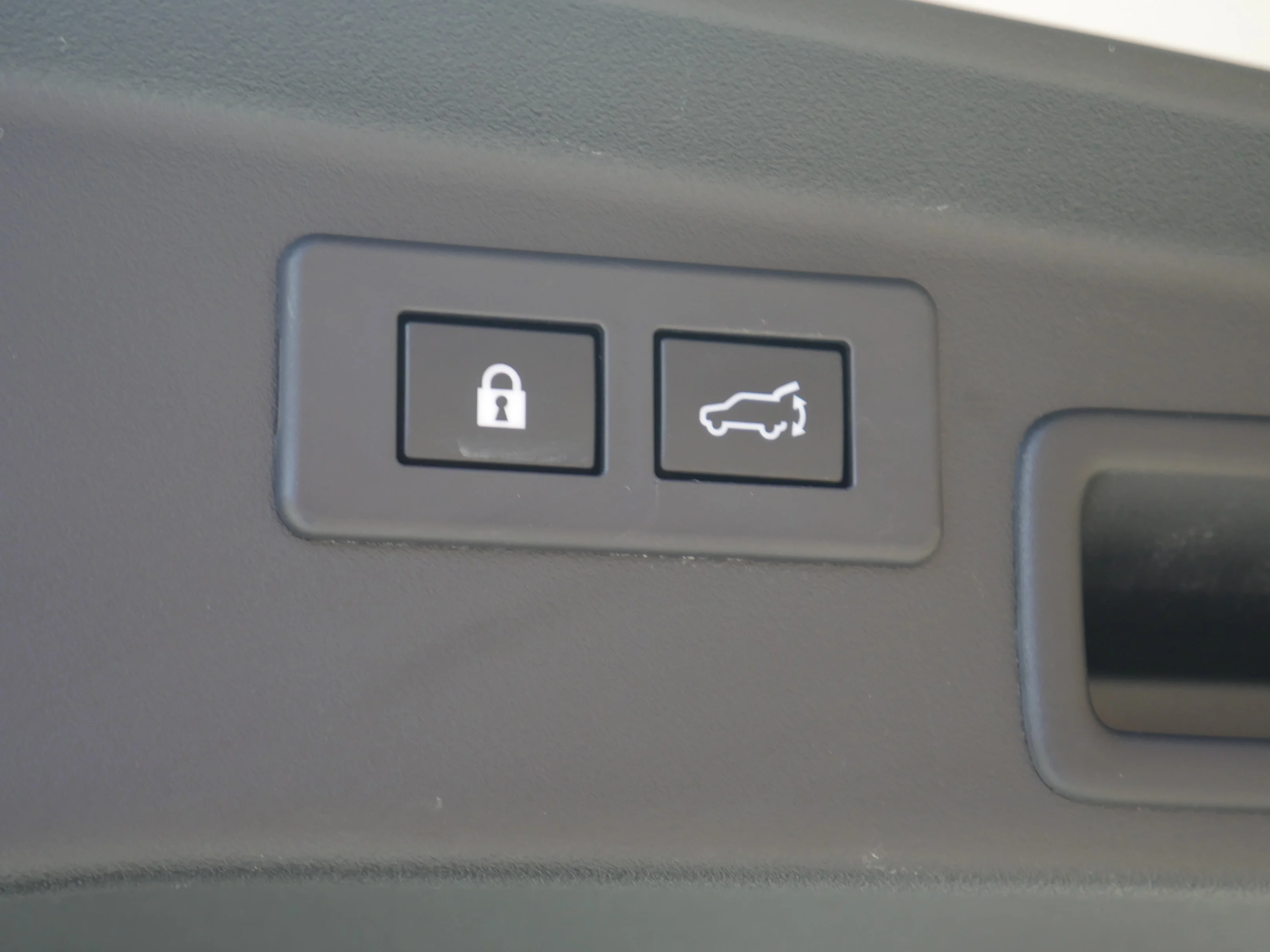 2026 Subaru Outback Premium - Photo 17